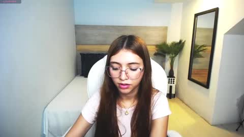 Liseth Fox online show from February 26, 2025, 8:33 pm