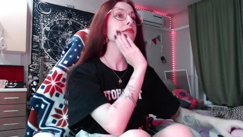 Snapshot of lisiasweet chatting on December 27, 2024, 8:07 pm Lika online show from December 27, 2024, 8:07 pm