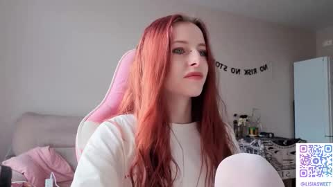 Snapshot of lisiasweet chatting on October 10, 2025, 9:19 am Lika online show from October 10, 2025, 9:19 am