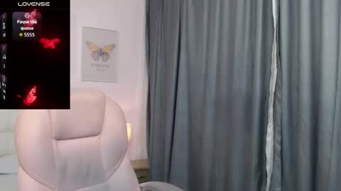 Andrea online show from November 4, 2025, 2:43 am