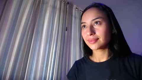 Lisa online show from April 3, 2026, 1:20 pm