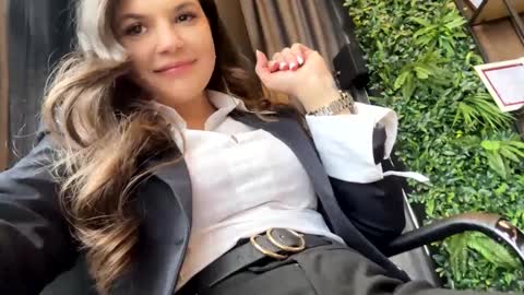 Lissa online show from April 23, 2026, 12:26 pm