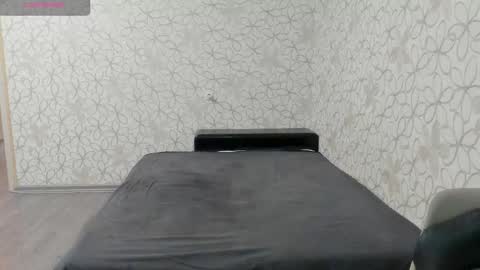 Snapshot of lissa_cristal_ chatting on November 26, 2025, 10:16 am lissa_cristal_ online show from November 26, 2025, 10:16 am