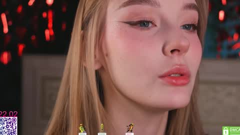 Snapshot of lissa_meooow chatting on February 22, 2026, 8:13 am your Liza again. Next stream Dec. 1 at 2 or 3 GMT online show from February 22, 2026, 8:13 am