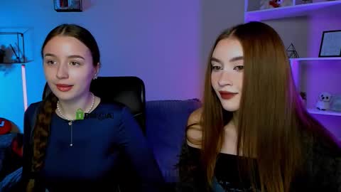 lissa_night online show from October 18, 2025, 8:37 am