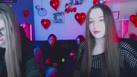 lissa_night online show from February 18, 2026, 8:38 pm