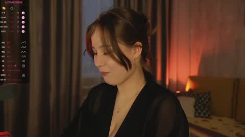 Snapshot of lissalarsson_ chatting on May 1, 2026, 2:10 pm Lissa online show from May 1, 2026, 2:10 pm