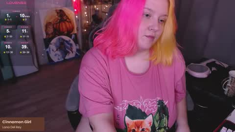 Snapshot of lissamuff chatting on November 20, 2025, 4:29 pm Lissa online show from November 20, 2025, 4:29 pm