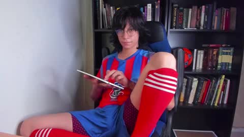 Literateboy online show from October 16, 2025, 1:06 am