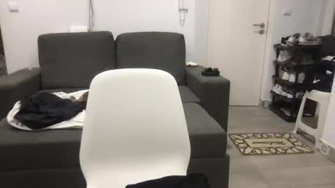 litlelover online show from October 3, 2025, 6:49 pm