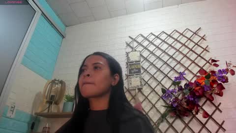 VANESSA online show from April 27, 2026, 9:13 pm