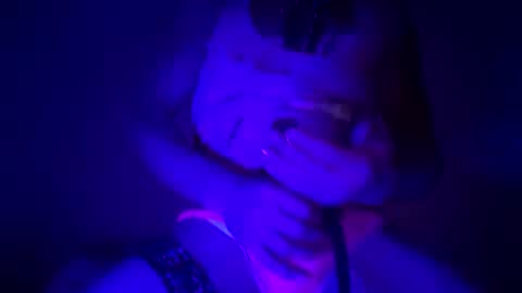 litleputa online show from December 1, 2025, 7:41 pm