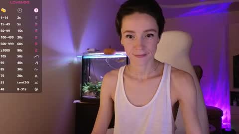 Snapshot of litllle_alis_a chatting on November 16, 2025, 9:09 pm Alisa online show from November 16, 2025, 9:09 pm