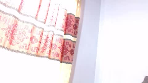 litte_ebonyx online show from December 21, 2025, 7:10 pm