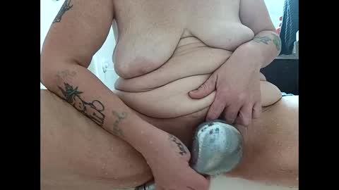 littlcuddlebug89 online show from November 11, 2025, 3:23 pm