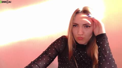 Snapshot of little___angell chatting on December 13, 2024, 11:13 am Tina online show from December 13, 2024, 11:13 am