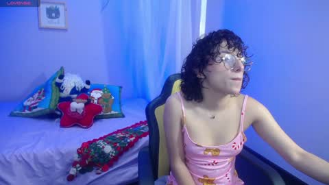 Snapshot of little__amy_ chatting on December 24, 2024, 11:55 pm AMY online show from December 24, 2024, 11:55 pm