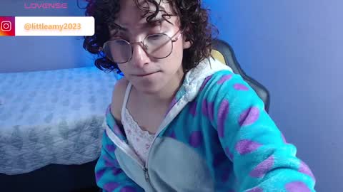 Snapshot of little__amy_ chatting on January 20, 2025, 9:11 pm AMY online show from January 20, 2025, 9:11 pm