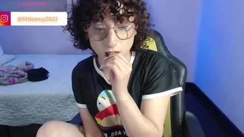 Snapshot of little__amy_ chatting on January 26, 2025, 4:30 am AMY online show from January 26, 2025, 4:30 am