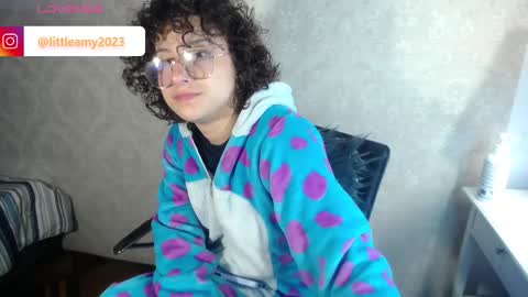 Snapshot of little__amy_ chatting on March 10, 2025, 9:53 am AMY online show from March 10, 2025, 9:53 am
