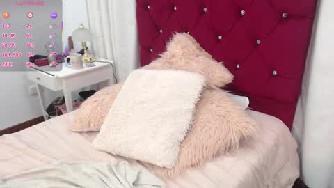  AMY  online show from October 13, 2025, 9:15 pm