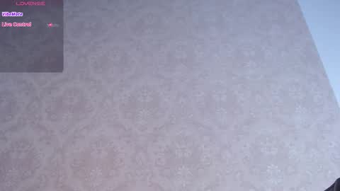  AMY  online show from November 6, 2025, 10:10 pm