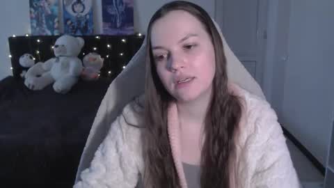 little__flowers online show from January 17, 2026, 11:04 am