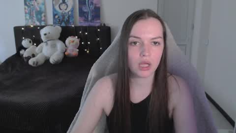 little__flowers online show from May 24, 2026, 9:03 am