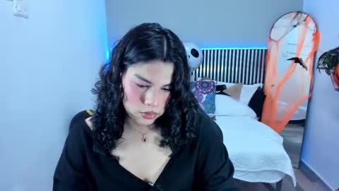 Snapshot of little_alli chatting on October 30, 2025, 9:15 pm L I T T L E A L L I online show from October 30, 2025, 9:15 pm