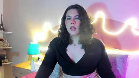 Snapshot of little_alli chatting on November 6, 2025, 1:06 am L I T T L E A L L I online show from November 6, 2025, 1:06 am