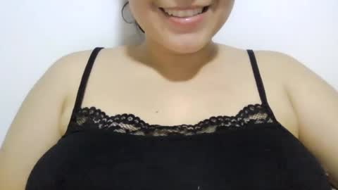 little_anef online show from June 19, 2026, 4:06 am
