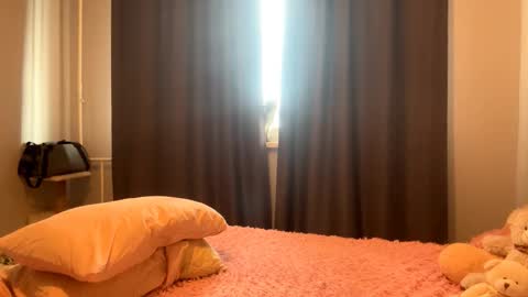 Catherine online show from October 8, 2025, 2:31 am