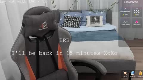 Eva online show from October 17, 2025, 7:49 pm