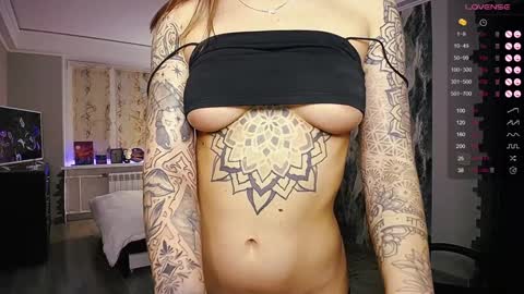 Birdy online show from December 20, 2024, 1:33 pm