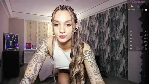 Birdy online show from February 28, 2025, 3:59 pm