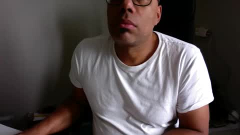 Snapshot of little_buddha chatting on December 20, 2024, 10:49 am Pure Black Power online show from December 20, 2024, 10:49 am