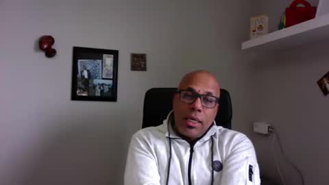 Snapshot of little_buddha chatting on January 9, 2025, 10:31 am Pure Black Power online show from January 9, 2025, 10:31 am