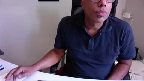 Snapshot of little_buddha chatting on April 27, 2026, 9:51 am Pure Black Power online show from April 27, 2026, 9:51 am