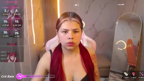 Snapshot of little_cherry_b chatting on October 22, 2025, 8:08 pm Cherri online show from October 22, 2025, 8:08 pm