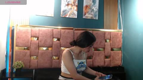 little_cute31 online show from July 9, 2026, 6:23 pm