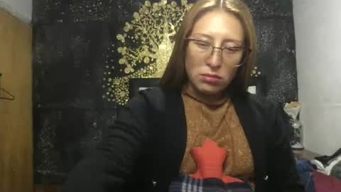 Diablita online show from April 13, 2026, 1:33 am