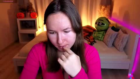 Alexandra online show from November 5, 2025, 2:55 am