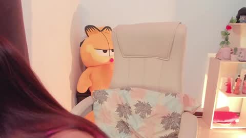 Help me reach 100 likes online show from January 21, 2025, 7:06 pm