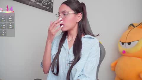 Help me reach 100 likes online show from October 7, 2025, 7:44 pm