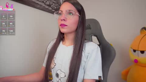 Help me reach 100 likes online show from October 12, 2025, 7:13 pm