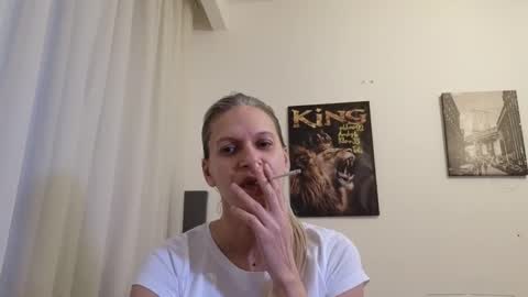 Snapshot of little_heart_andreea chatting on January 21, 2025, 11:55 pm little_heart_andreea online show from January 21, 2025, 11:55 pm