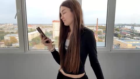 Snapshot of little_ieity chatting on October 3, 2025, 7:16 am Viiola online show from October 3, 2025, 7:16 am