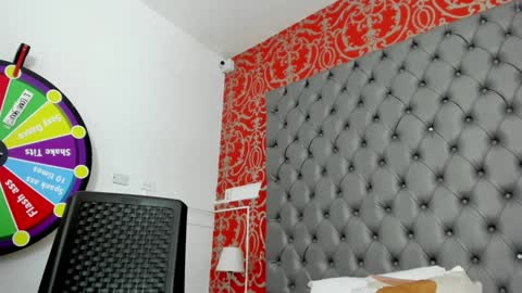 little_lilith_apple online show from January 22, 2025, 9:54 pm