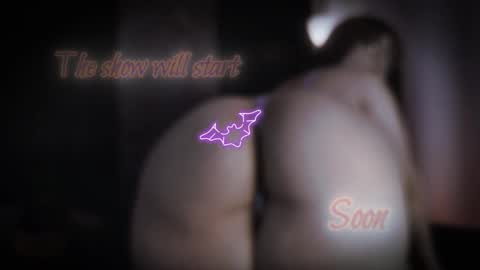 Maeve  online show from October 31, 2025, 11:28 pm