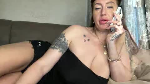 my Instagram  online show from January 12, 2026, 8:08 am